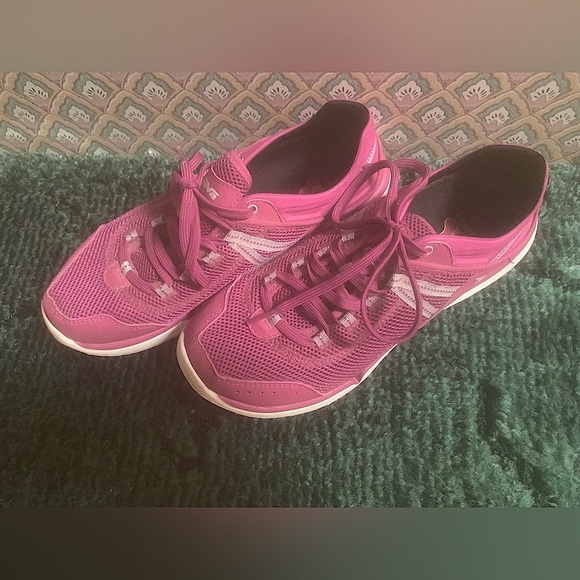 Teva Pink EVO Shoes - Picture 2 of 8